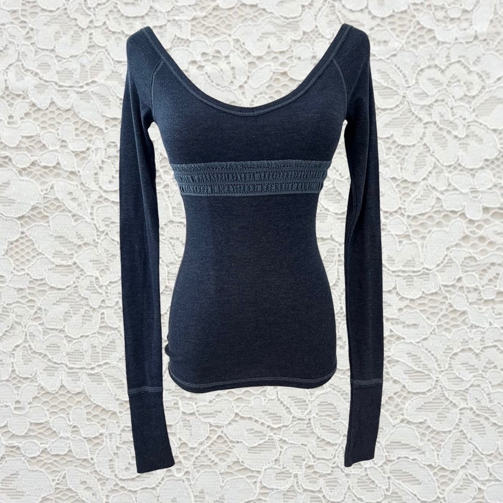 vintage abercrombie babydoll fitted long sleeve top